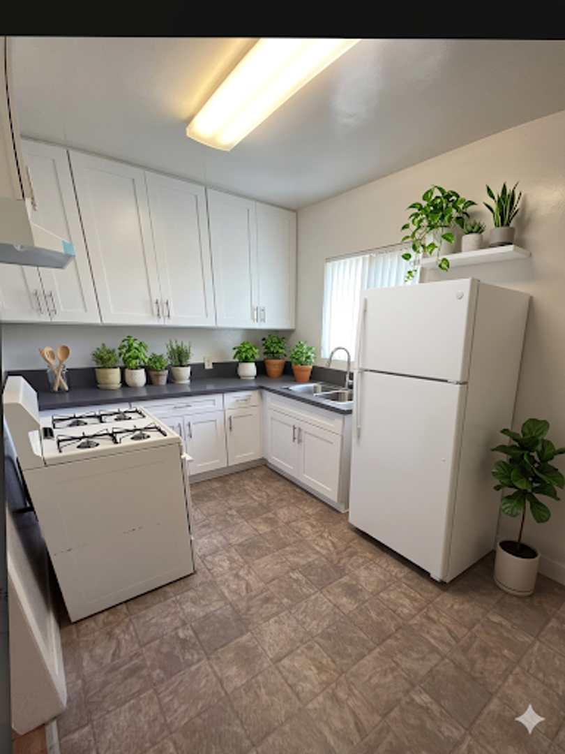 Glendale Apartment: 812 S. Glendale Avenue