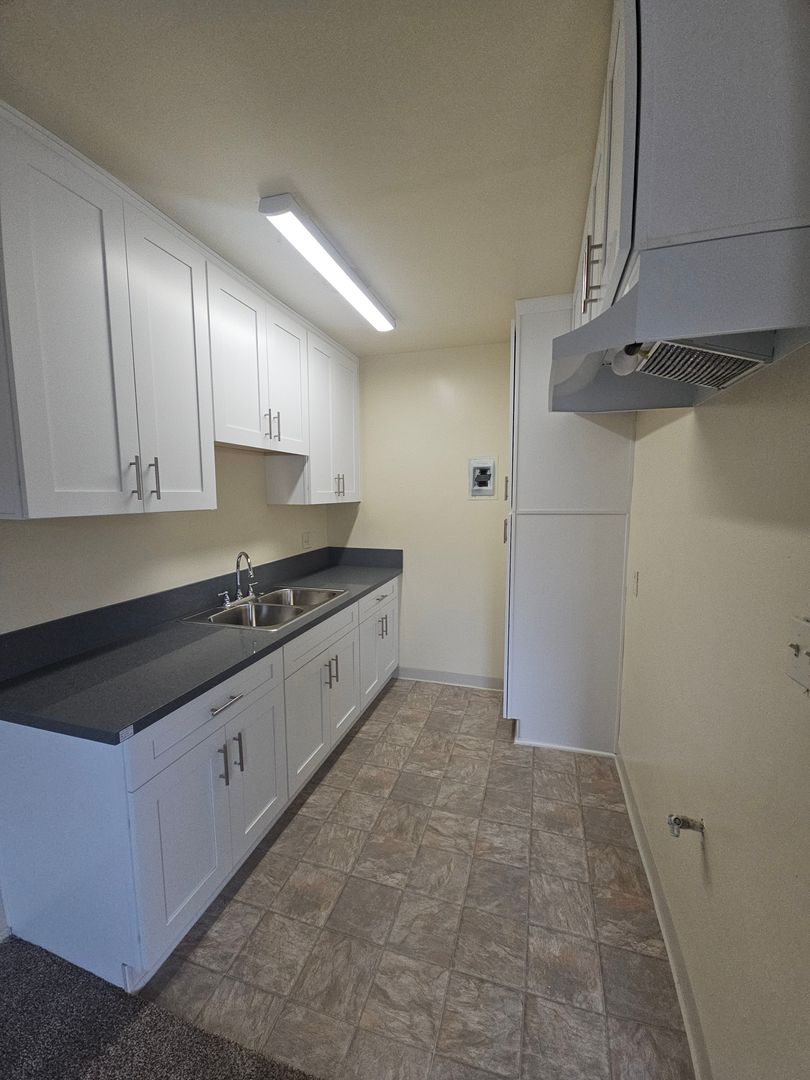 Glendale Apartment: 914-920 S. Central Avenue