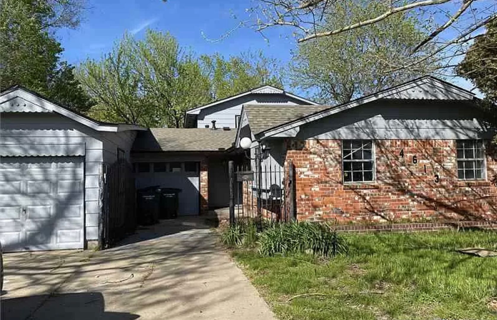 Del City House: 4613 SE 41st Street -1