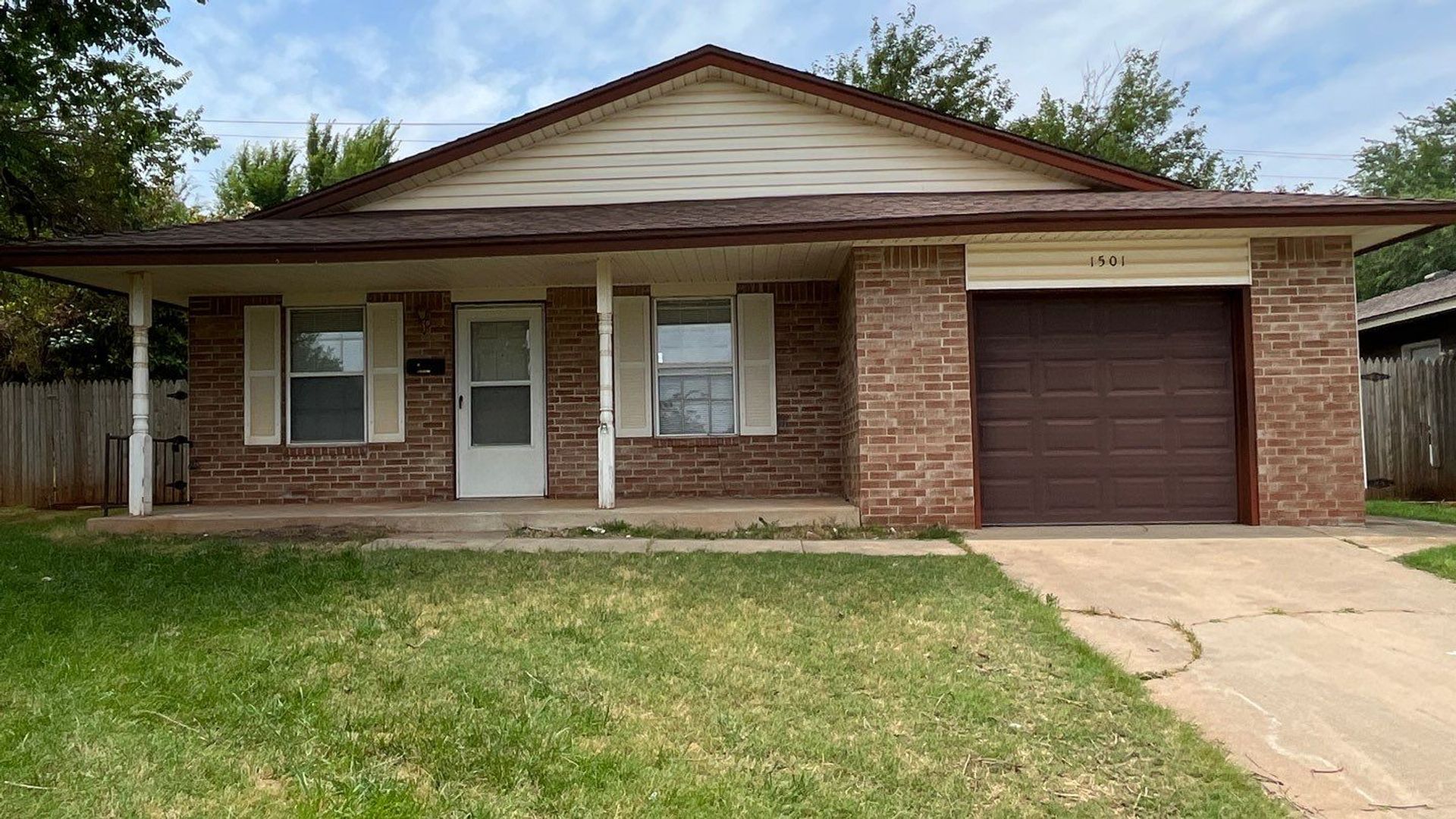 OKC House: 1501 SE 52nd St