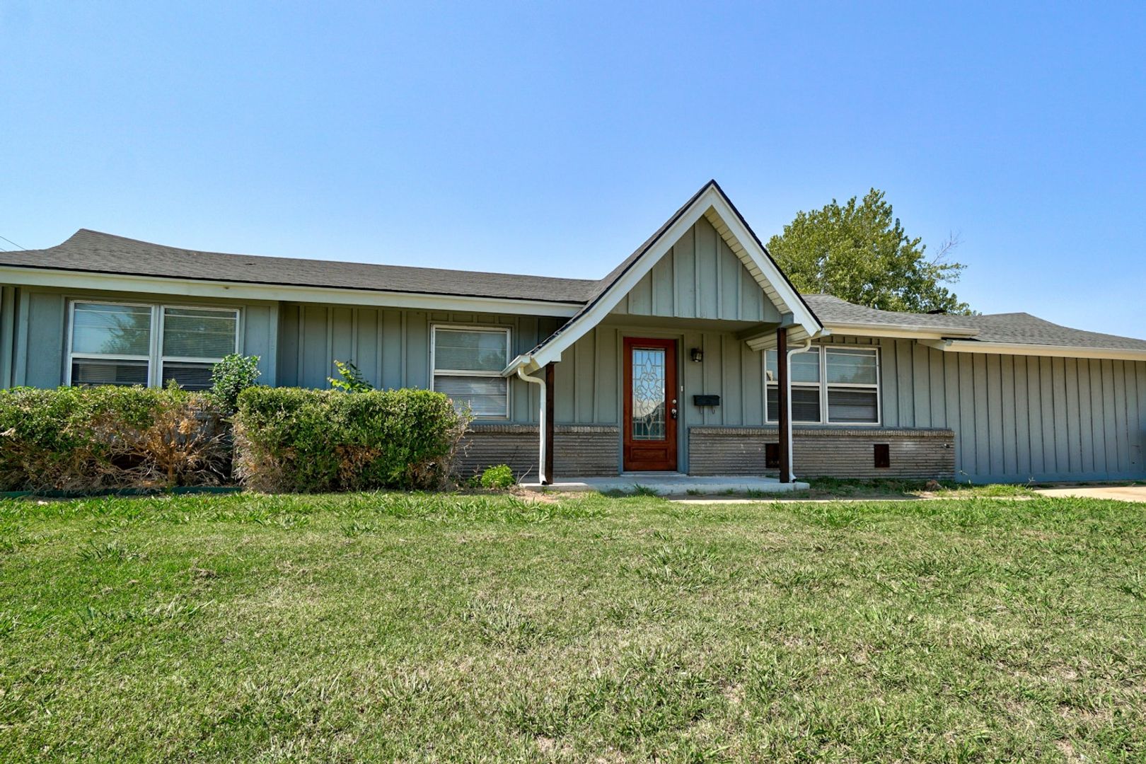 Del City House: 1401 Hampton Dr.