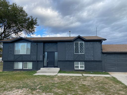 Updated 4-Bedroom Home with Huge Backyard & 2-Car Garage – photo 1