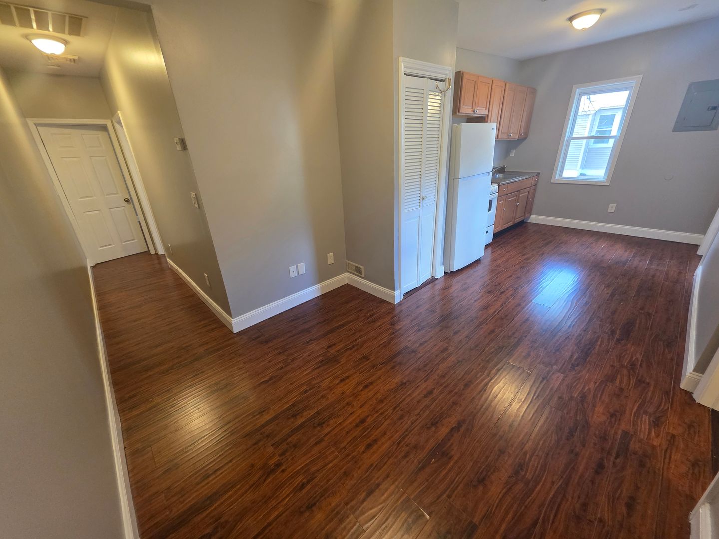 Loch Sheldrake Apartment: 1007 State Route 52 - Unit 4