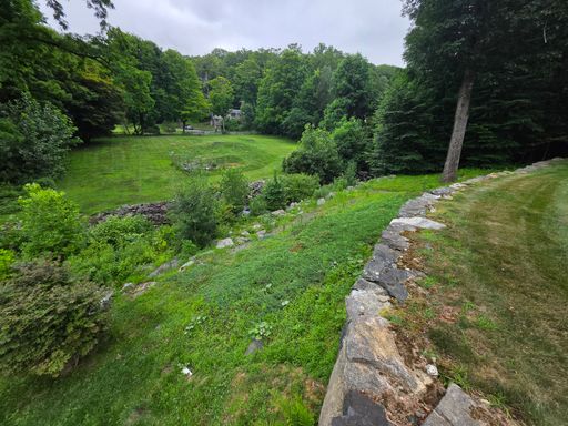 3 Laura Court, Poughquag, NY 12570