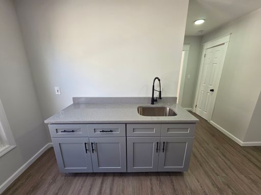 372 Mansion St. - Apt. 2W, Poughkeepsie, NY 12601