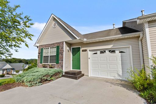 6334 Sky Song Ln, Knoxville, TN 37914