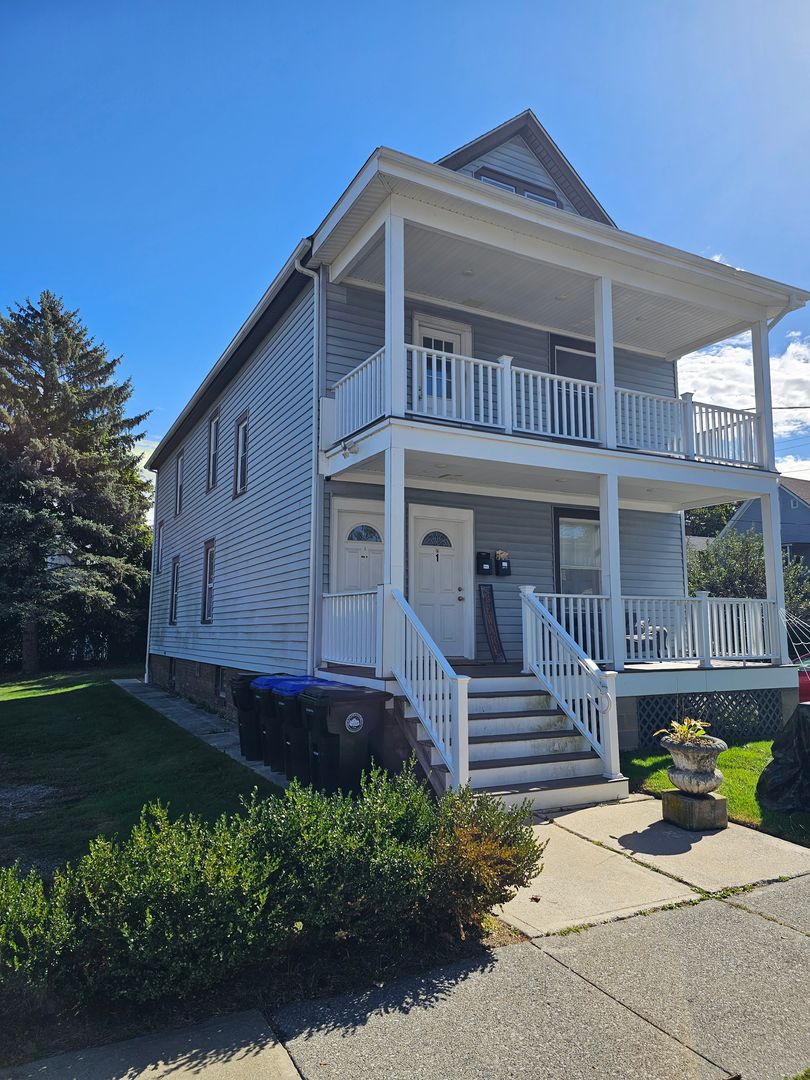 Poughkeepsie Apartment: 1 Park Place