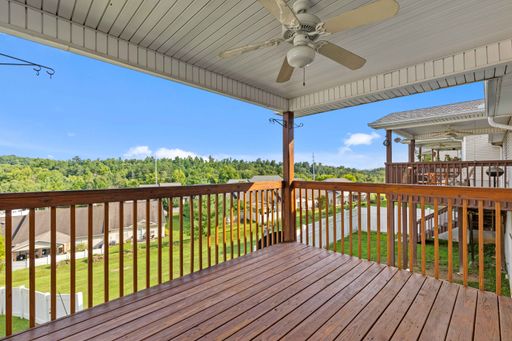 6334 Sky Song Ln, Knoxville, TN 37914