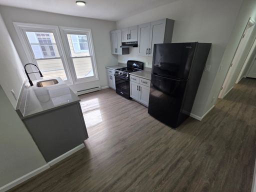 372 Mansion St. - Apt. 1E, Poughkeepsie, NY 12601