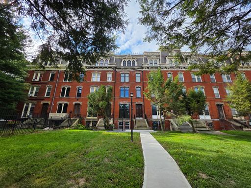 4 Eastman Terrace - Unit 1, Poughkeepsie, NY 12601