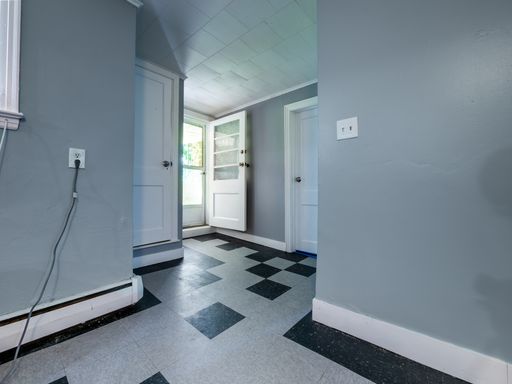 175 Marys Ave, Kingston, NY 12401