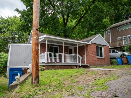 31 Ridge Street, Kingston, NY 12401
