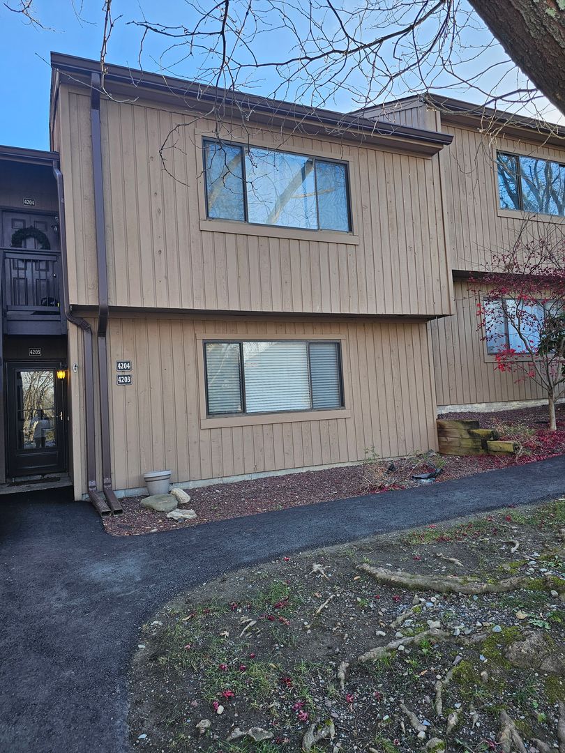 Poughkeepsie Condo: 4203 Fox Lane