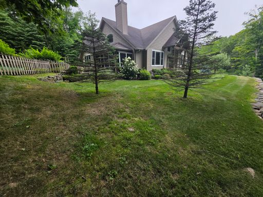 3 Laura Court, Poughquag, NY 12570