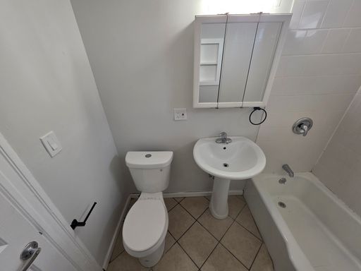 372 Mansion St. - Apt. 1W, Poughkeepsie, NY 12601