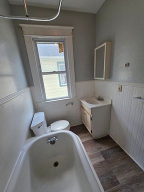 12 May St - 2nd Floor, Poughkeepsie, NY 12601