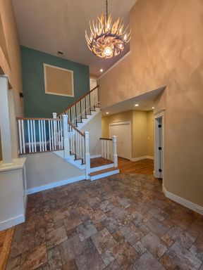 3 Laura Court, Poughquag, NY 12570