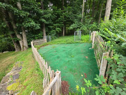 3 Laura Court, Poughquag, NY 12570