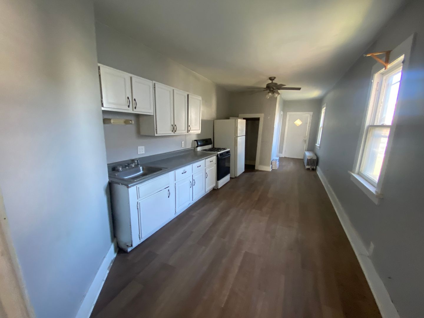 Davenport Apartment: 920 W Locust St