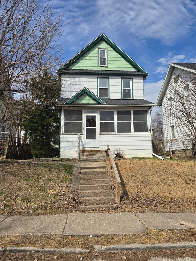 Davenport House: 1014 Arlington Court