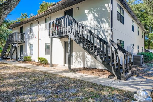 Parkridge Apartments - 2 bed/ 2 bath in Orange Park. One month free!