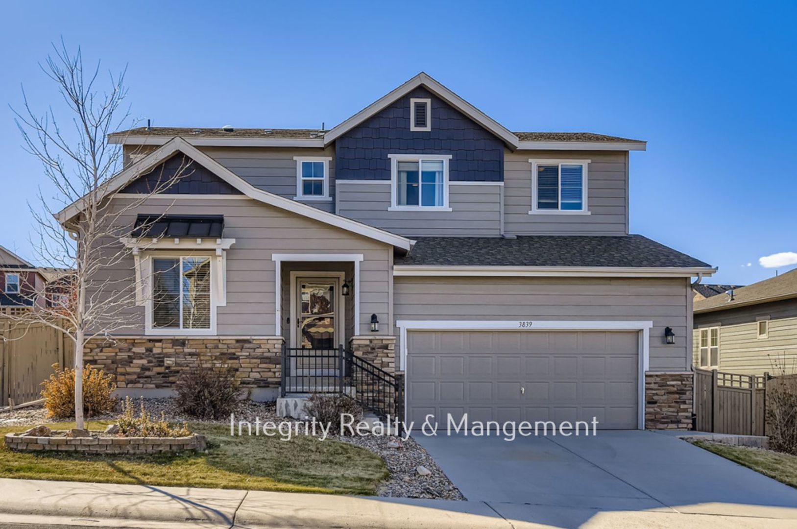 Castle Rock House: 3839 Donnington Cir