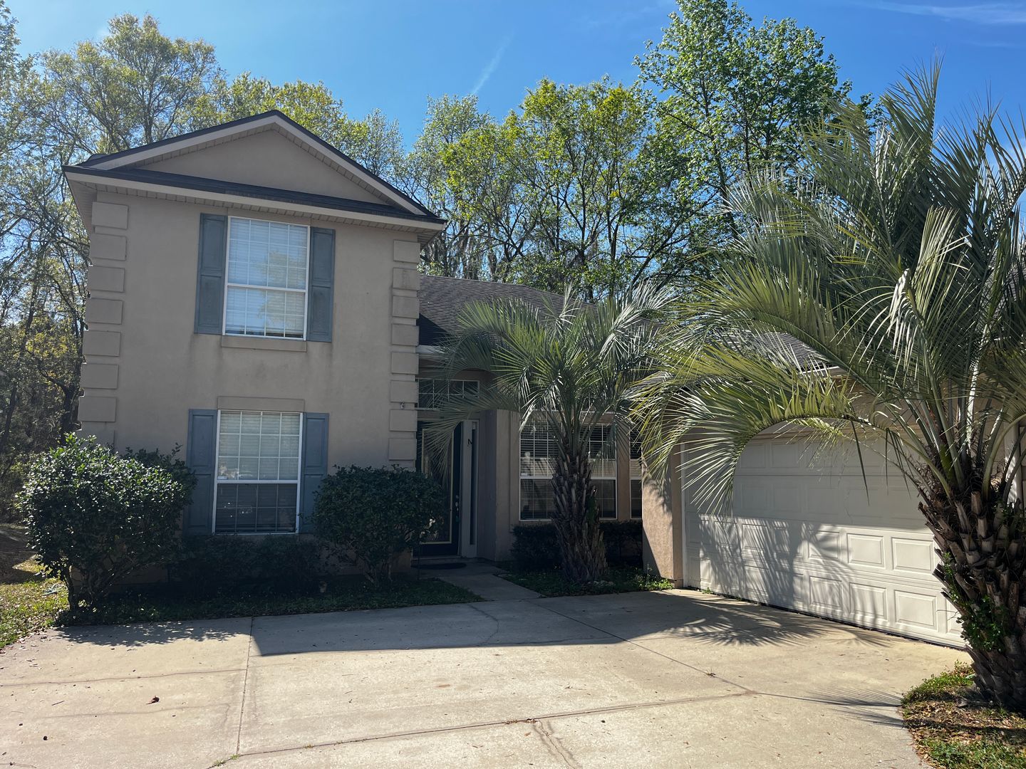 Middleburg House: 3770 Bedford Dr