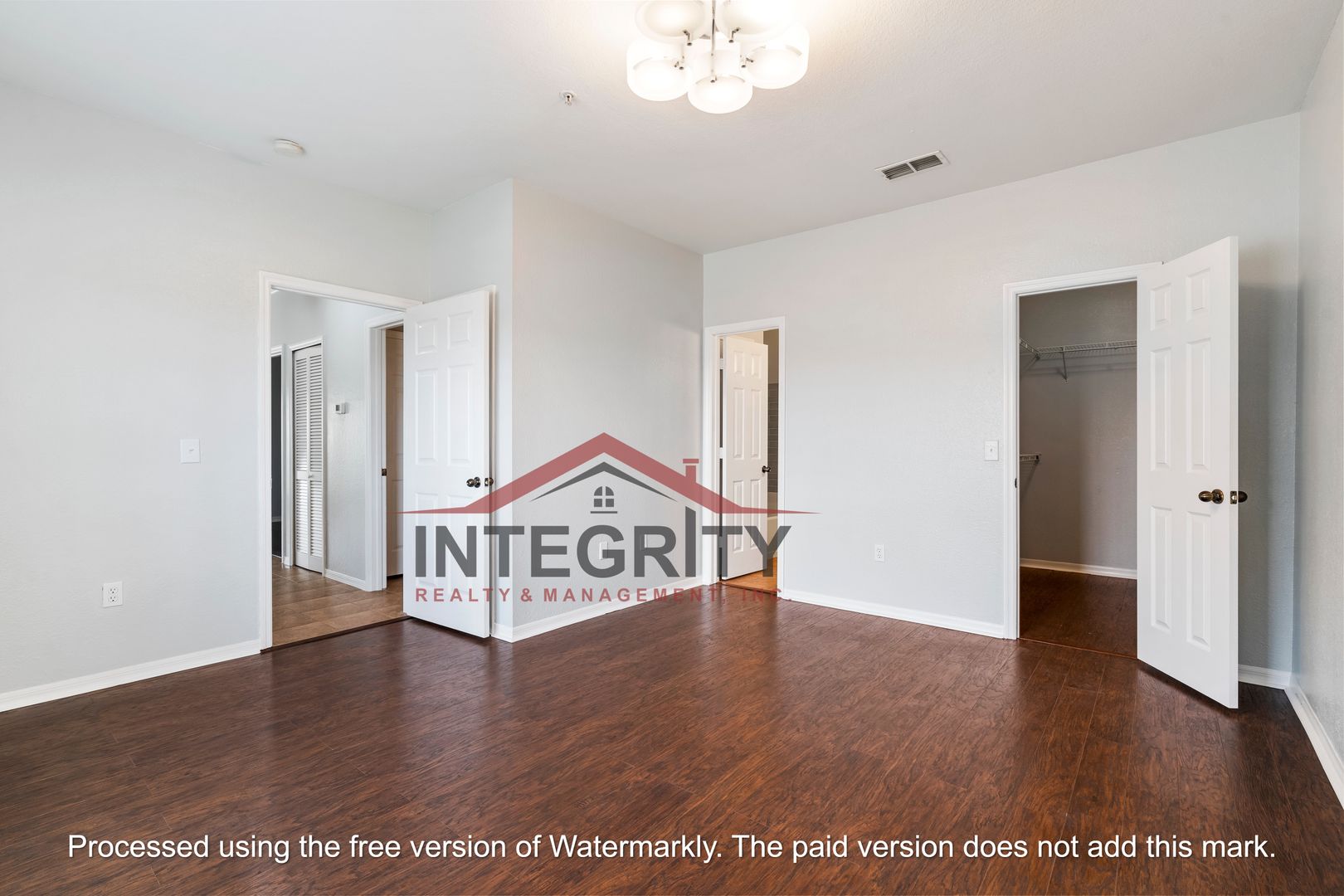 Jacksonville House: 7800 Point Meadows Drive #1328