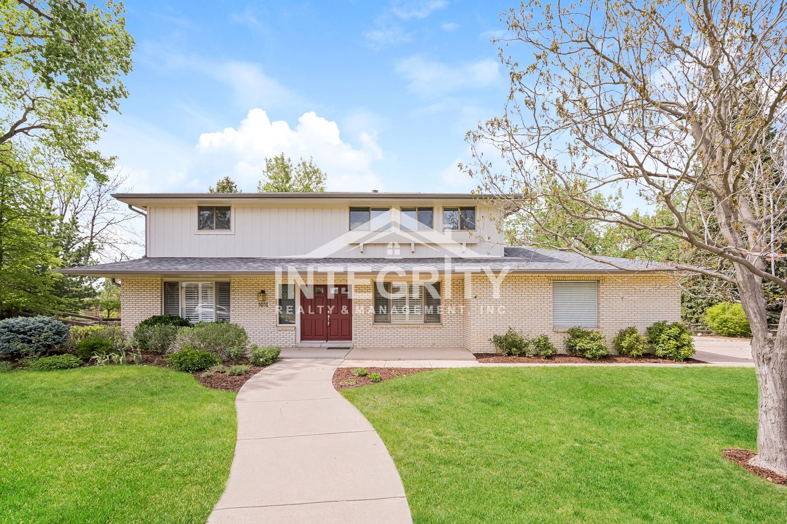 Littleton House: 5051 W Portland Dr