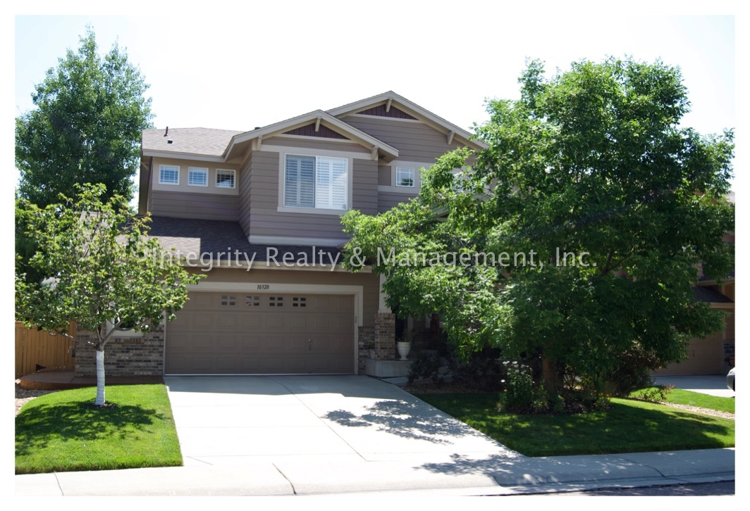 Highlands Ranch House: 10328 Longwood Way