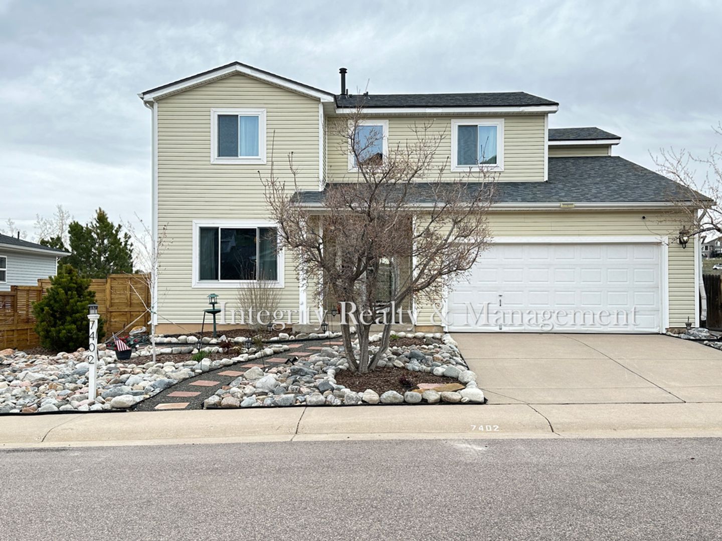 Littleton House: 7402 Eagle Rock Dr