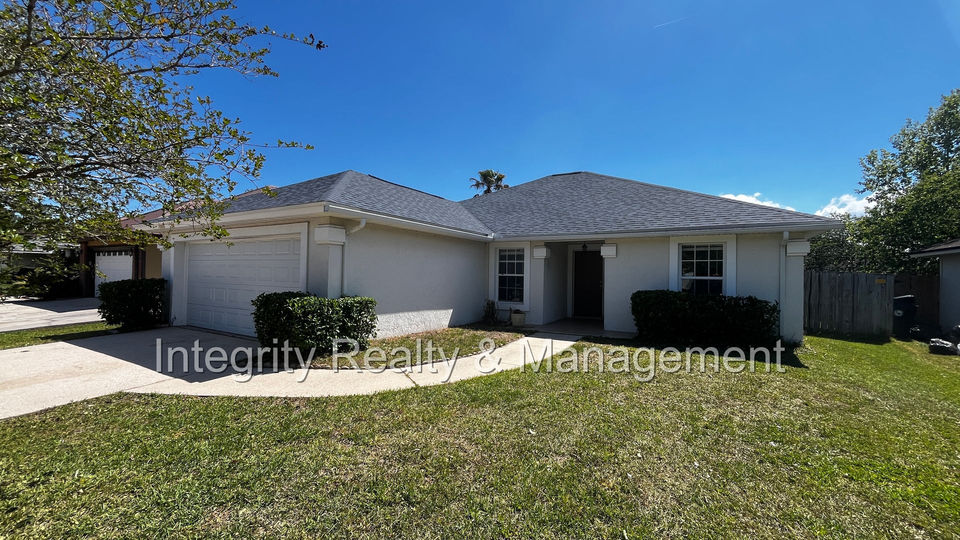 Middleburg House: 1809 Dartmouth Drive