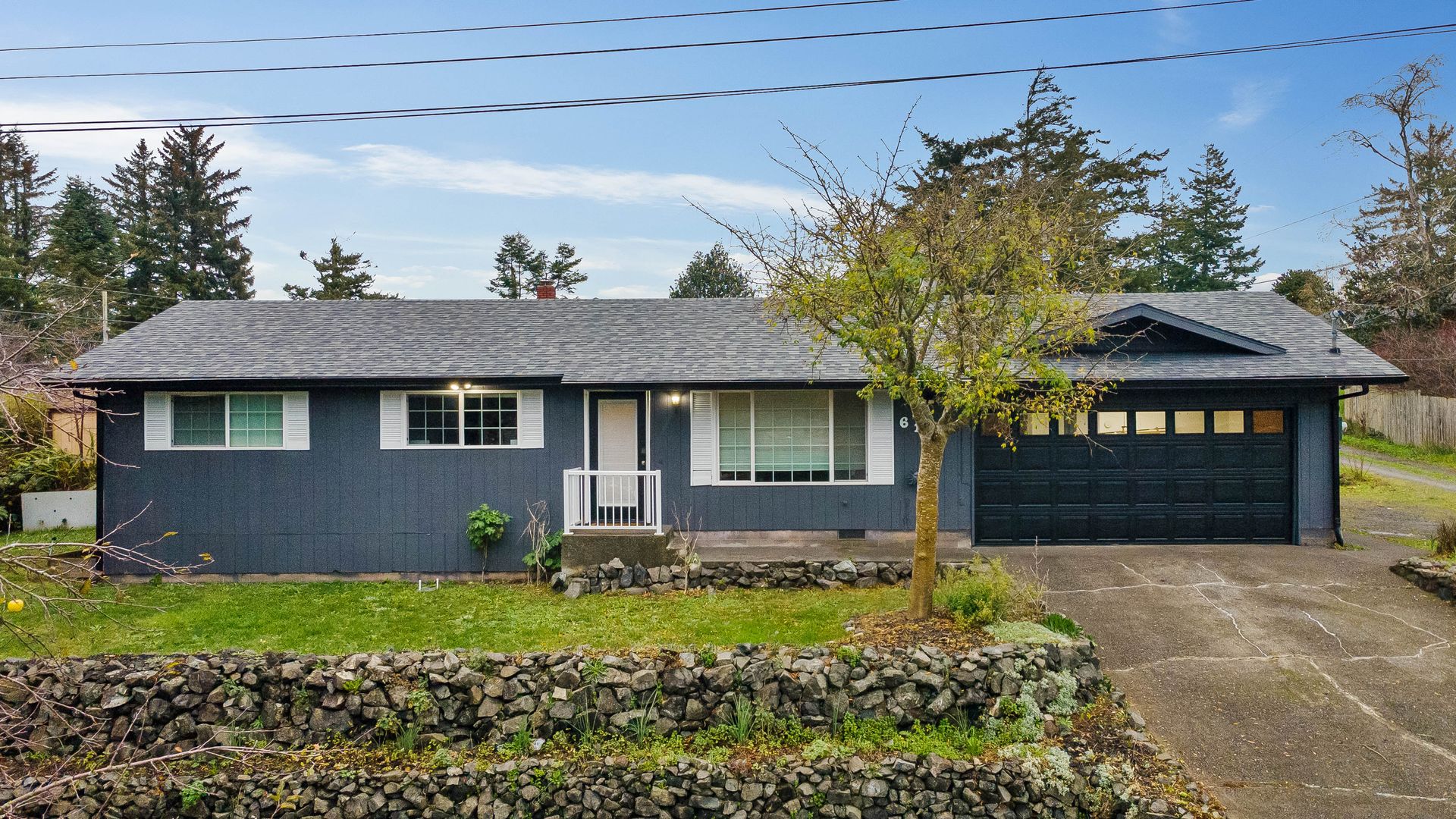 Coos Bay House: 610 Pacific Avenue