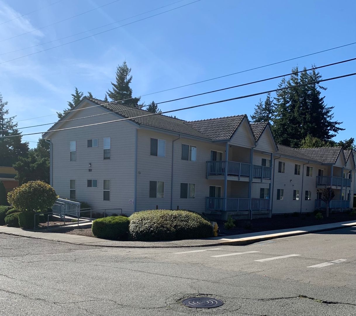 Coos Bay Apartment: 151 North 8th Street
