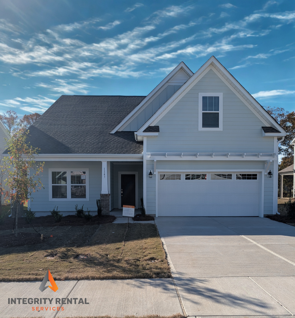 Monroe House: 1143 Links Crossing Drive