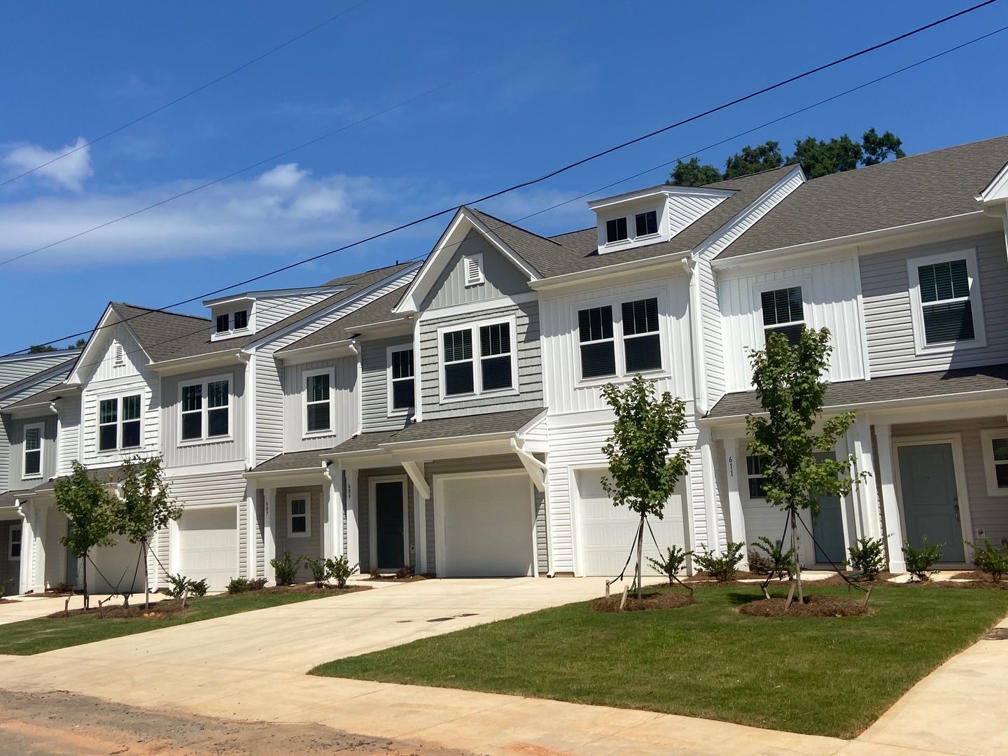  3 br townhome Walking Distance to Downtown Albemarle! Ready now! 