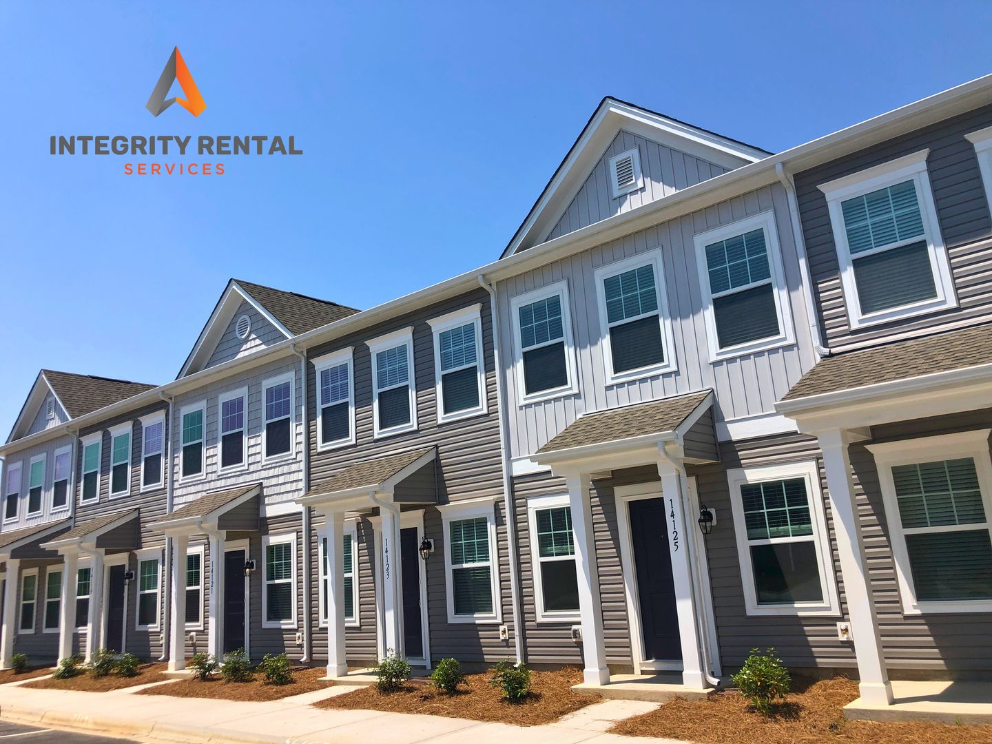 Midland House: 13813 Clayborn Street