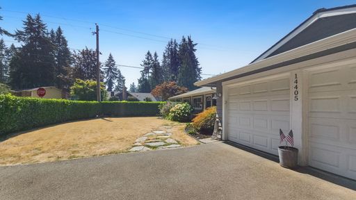 3-Bedroom Rambler Near Totem Lake with Large Yard – photo 1