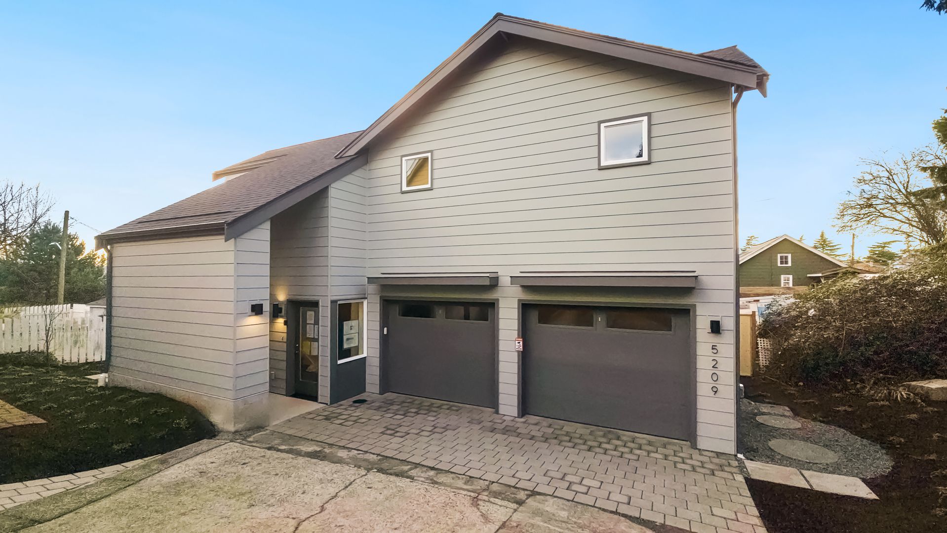 Seattle House: 5209 13th Avenue S