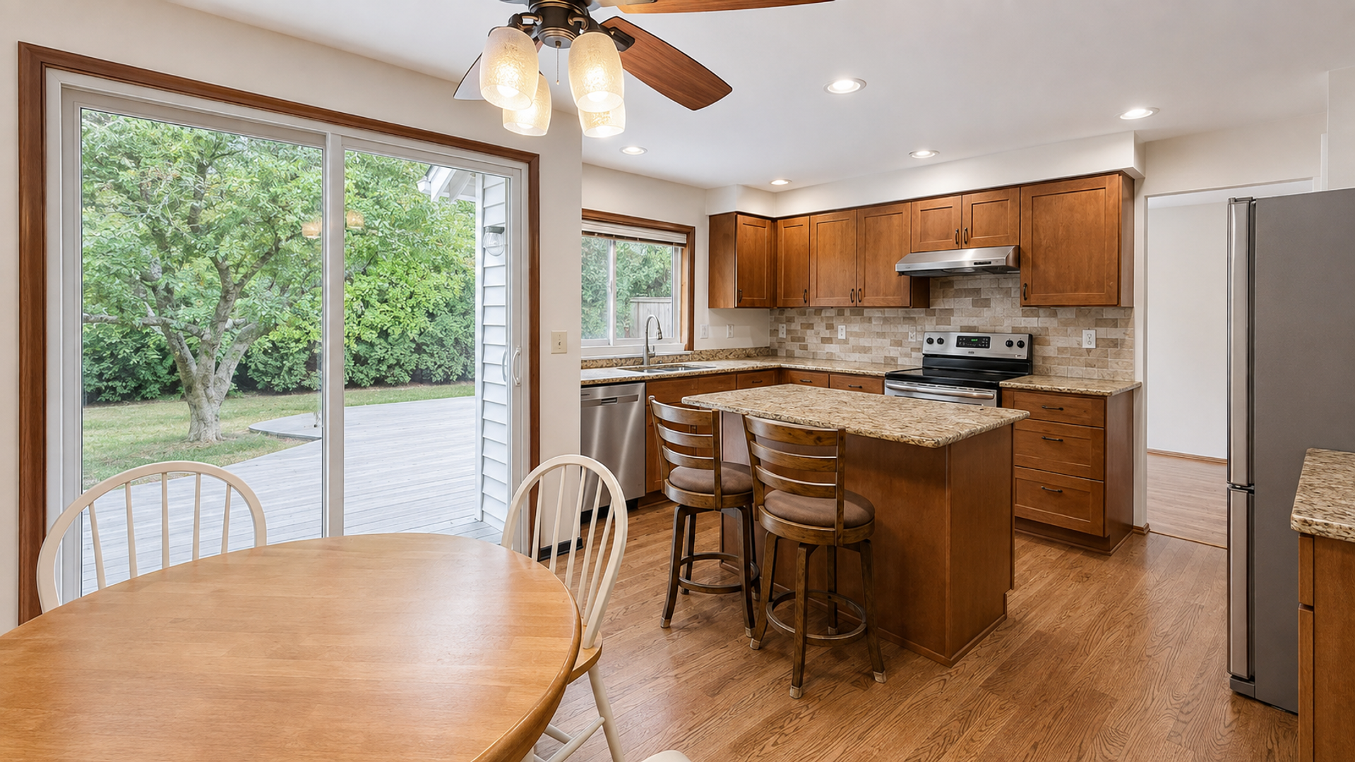 Sammamish Lu 4 of 12