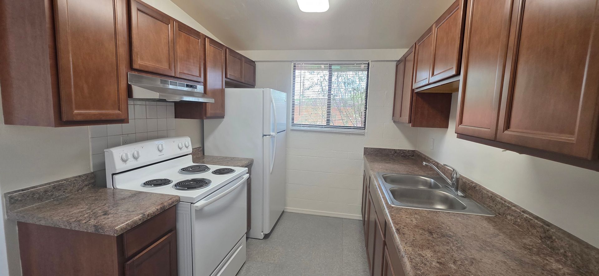 Tucson Apartment: 3240 E. Towner St