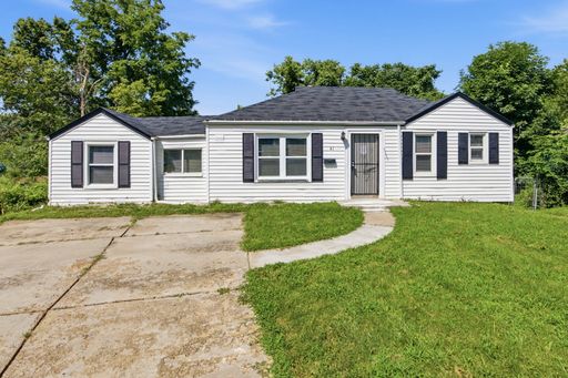 SECTION 8 ACCEPTED Move-in Special! - Charming 3 Bed/1Bath Ferguson Home