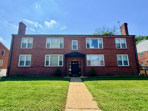 Spacious 2Bed/1.5 Bath in Clayton, MO