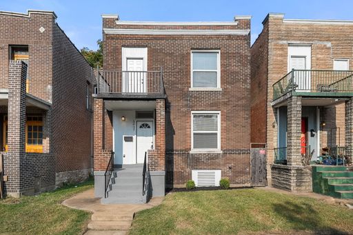 Beautifully Renovated 3 Bed/2Bath Home in S. City – photo 1