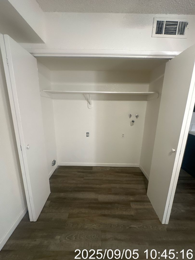 Bakersfield Condo: 4701 Beechwood St.