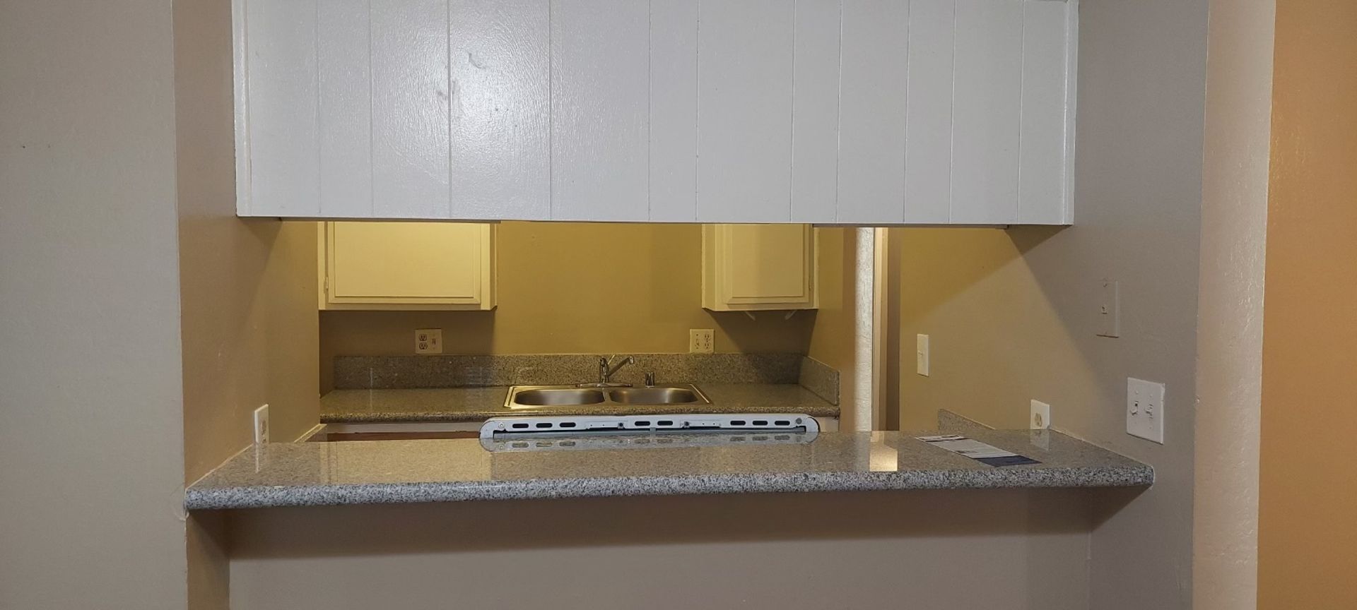 Bakersfield Condo: 1001 McDonald Way