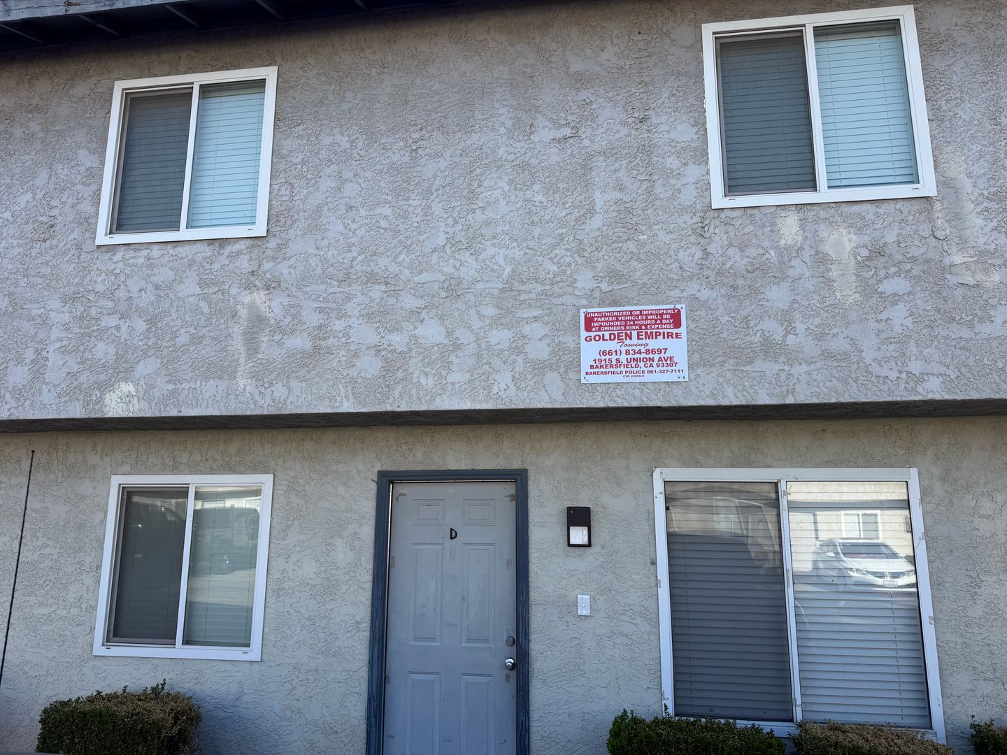 Bakersfield Apartment: 124 White Lane