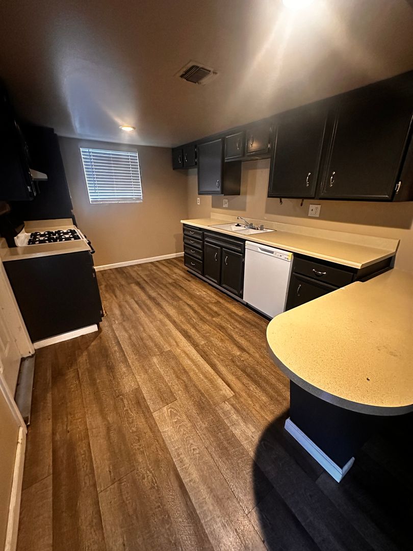 Bakersfield Townhome: 5001 Belle Terrace