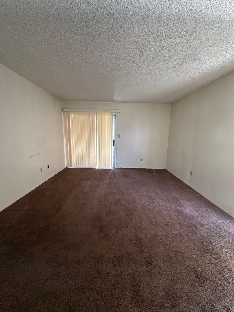 Bakersfield Condo: 1001 McDonald Way