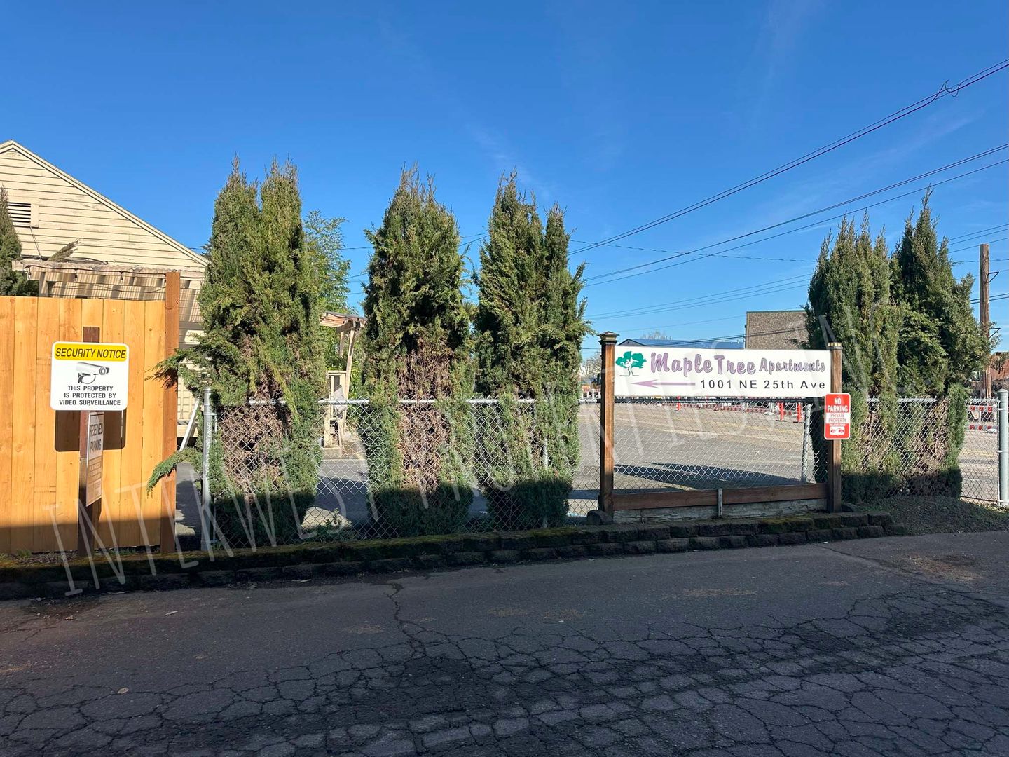 HILLSBORO Apartment: MAPLETREE APTS